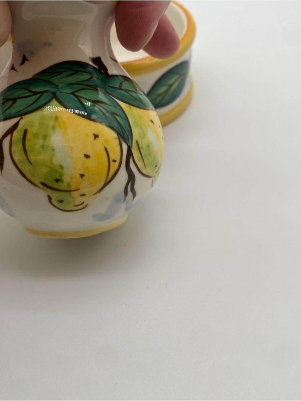 Salt and pepper shakers with caddie - Picture 6 of 10
